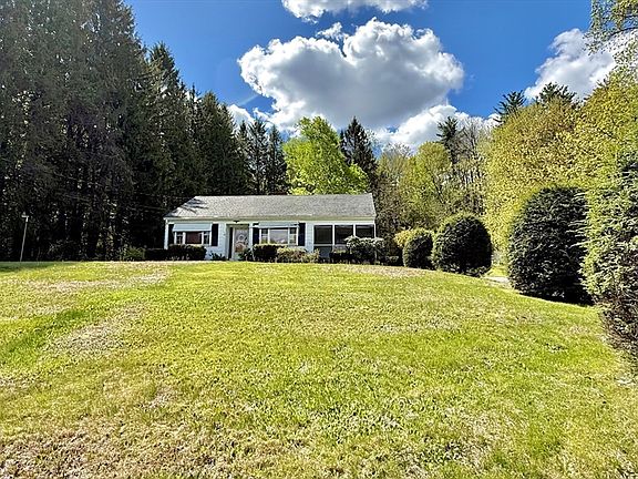 2nd image of 81 Clinton Rd