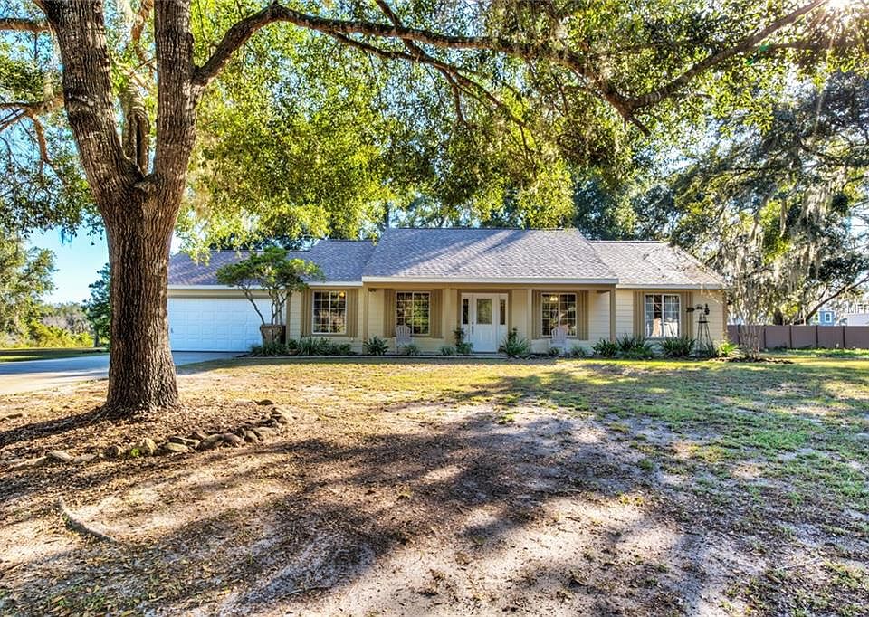 1st image of 35221 Silver Oak Dr