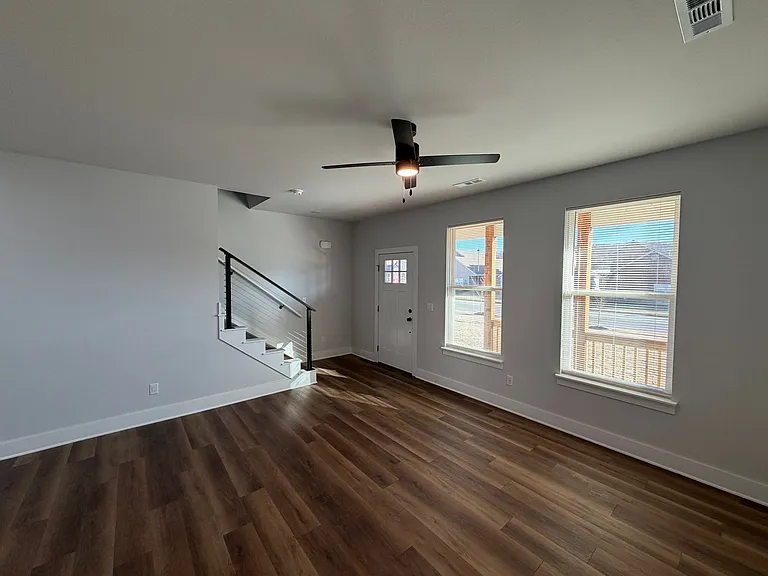1043 S Laramie Hts — Photo 2