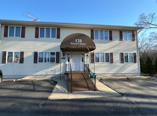 Herbert St 120 E, Stockbridge, MI 49285