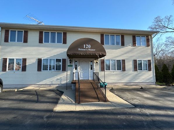 120 Herbert St #3