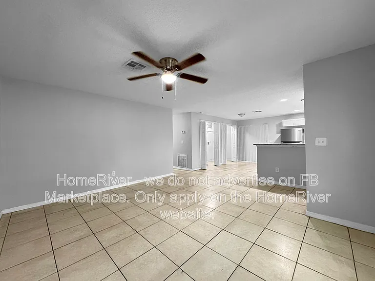 2213 E Emma St — Photo 6