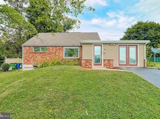 80 Claystone Rd, York, PA 17408