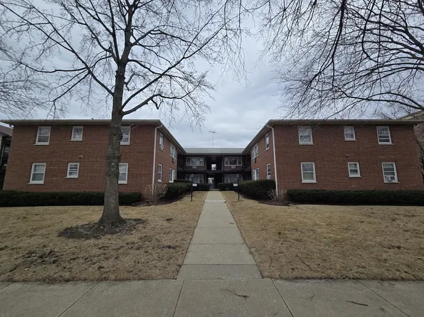 129 W Franklin Ave APT 3, Naperville, IL 60540