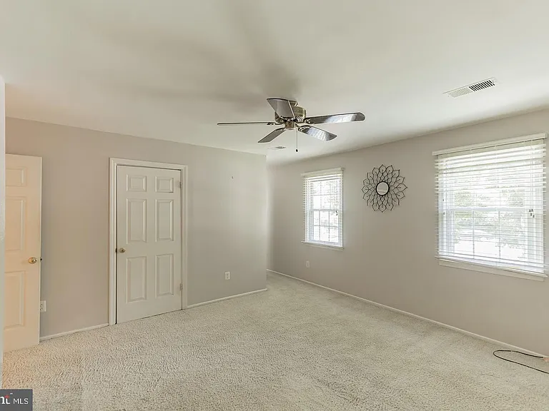 4283 Country Squire Ln — Photo 23