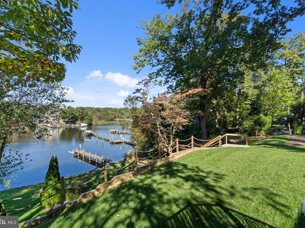 7730 W Shore Rd, Pasadena, MD 21122