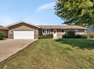 210 W Spring Rd, Coal City, IL 60416