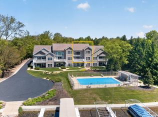 8732 E Smith Dr #E3, Syracuse, IN 46567