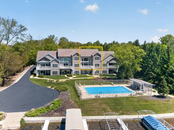 8732 E Smith Dr #E3, Syracuse, IN 46567