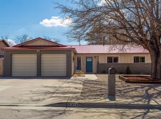 9304 Lagrima De Oro Rd NE, Albuquerque, NM 87111