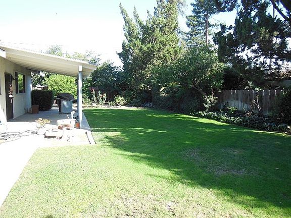 5th image of 681 W Dovewood Ln