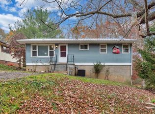 1107 Brookhaven Dr, Covington, VA 24426