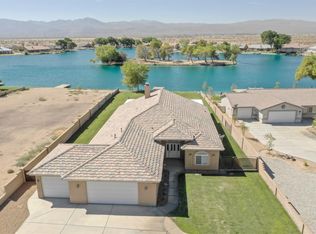 39405 Mountain View Rd, Yermo, CA 92398