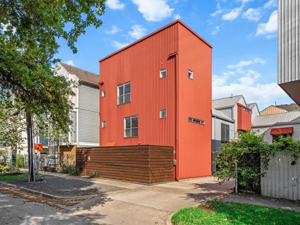 2711 Chenevert St, Houston, TX 77004