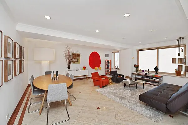 Rented by Keller Williams NYC | media 22