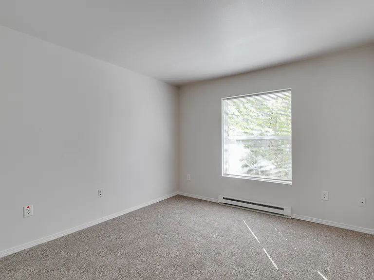 960 SW 163rd Ave #618 — Photo 8