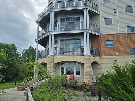 4th image of 4250 Granby St Unit 106