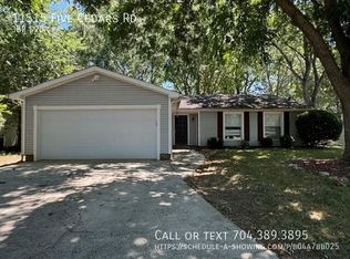 11515 Five Cedars Rd, Charlotte, NC 28226