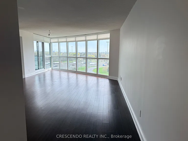 30 Harrison Garden Blvd #902 — Photo 20