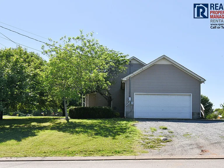 1183 Osborne Ln — Photo 4
