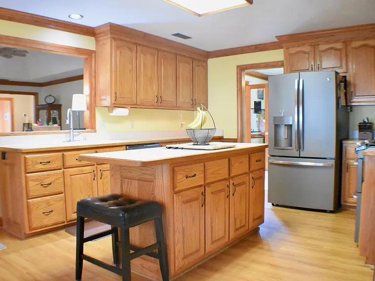 413 Southern Oak Dr — Photo 11