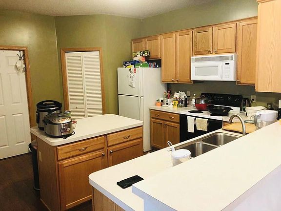 2nd image of 3625 Lawndale Ln N Unit 34