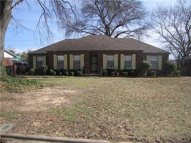1st image of 3598 Hazelhedge Dr