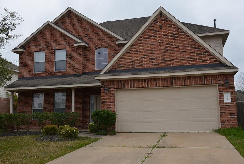 1st image of 2305 Bristol Water Dr