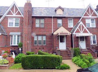 8023 Cowles Ct, Middle Village, NY 11379