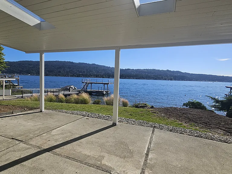 3803 E Lake Sammamish Shore Ln SE — Photo 4