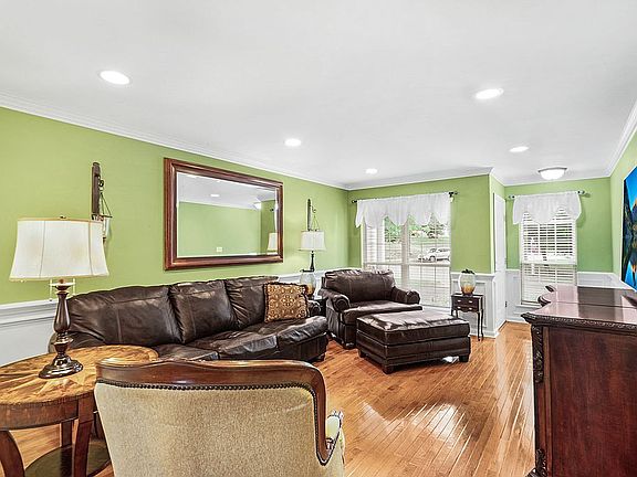 Living room in front, 1st fl