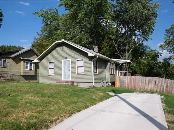 105 N Ditzler Ave, Independence, MO 64053