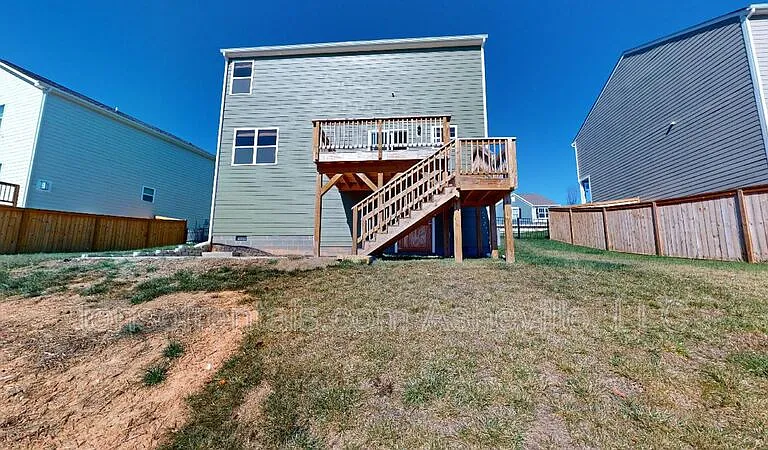 354 Tavernier Ln — Photo 4