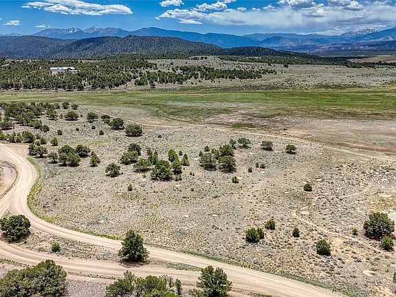 4th image of 10119 Rawhide Creek Road