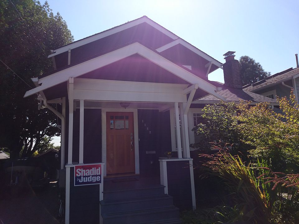 2nd image of 1217 NE 69th St