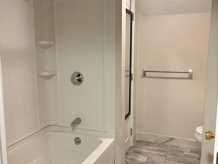 86 Maple St — Photo 13