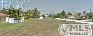 2nd image of 2607 SW 48th Ter