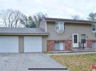 4832 Ginny Ave, Lincoln, NE 68516