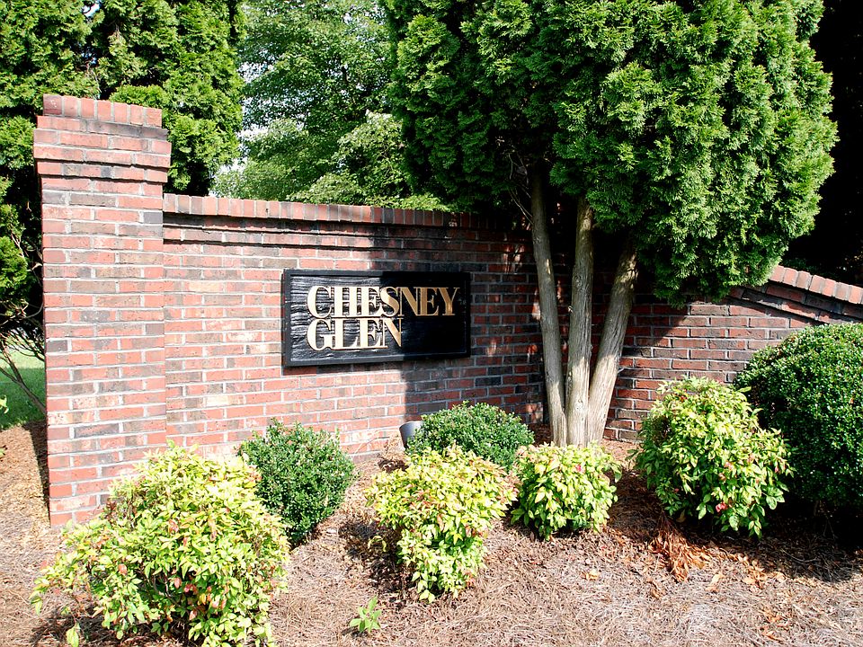 2nd image of 122 Chesney Glen Dr
