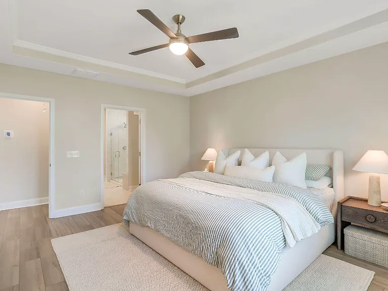 72 McRorrie Dr — Photo 23