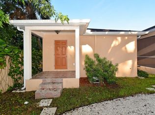 1736 9th St, Sarasota, FL 34236