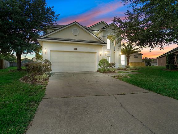 2nd image of 2878 Pebblewood Ln