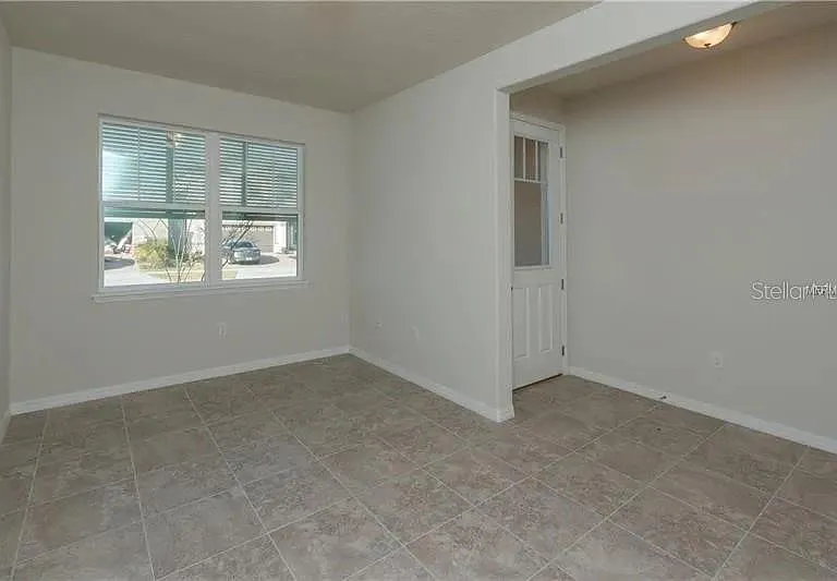 2508 Nouveau Way — Photo 3