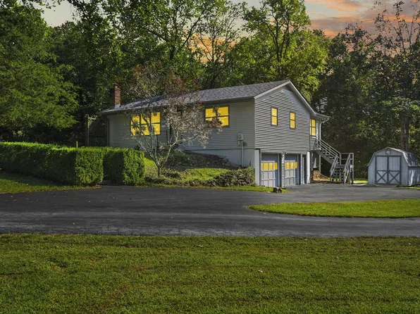 115 Western Hills Drive, Ridgedale, MO 65739