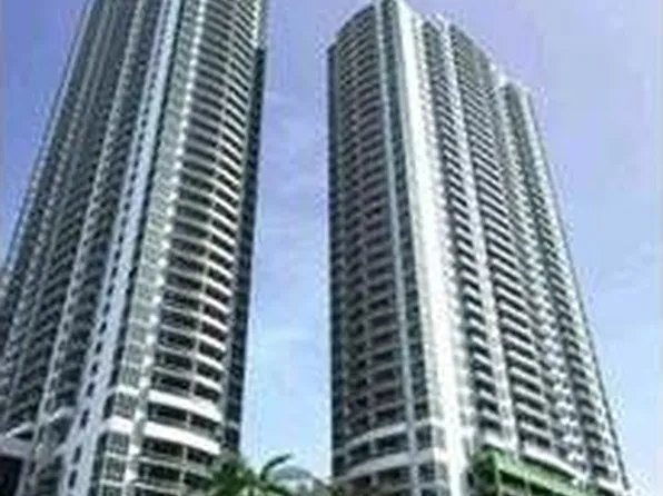 951 Brickell Ave APT 2504, Miami, FL 33131