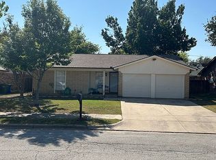 5908 Oak Hill Rd, Watauga, TX 76148