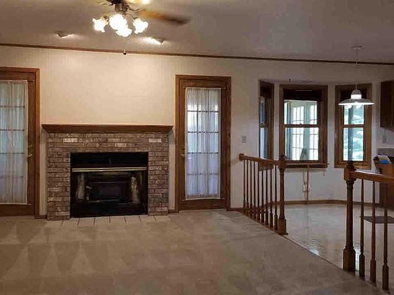 2nd image of 3532 Woodberry Pl