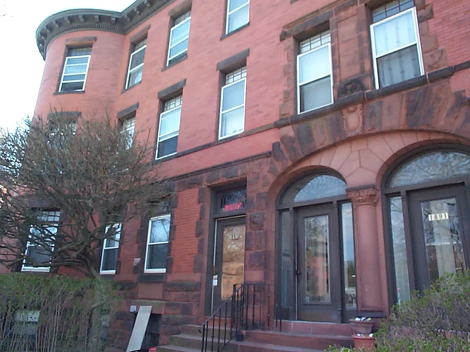 Beacon St