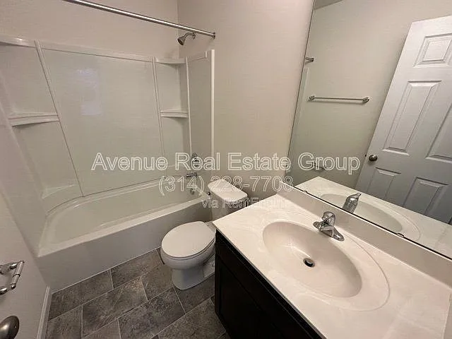5571 Walden Ridge Dr — Photo 13