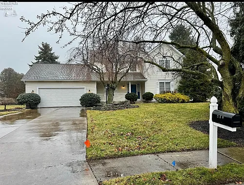 328 Windsor Ct Photo 1